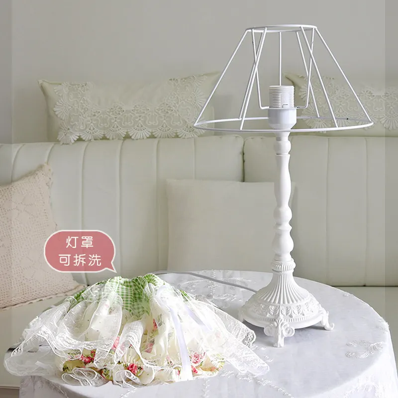 Lampada da tavolo in stile pas - Solar Lamp recensione e prezzo